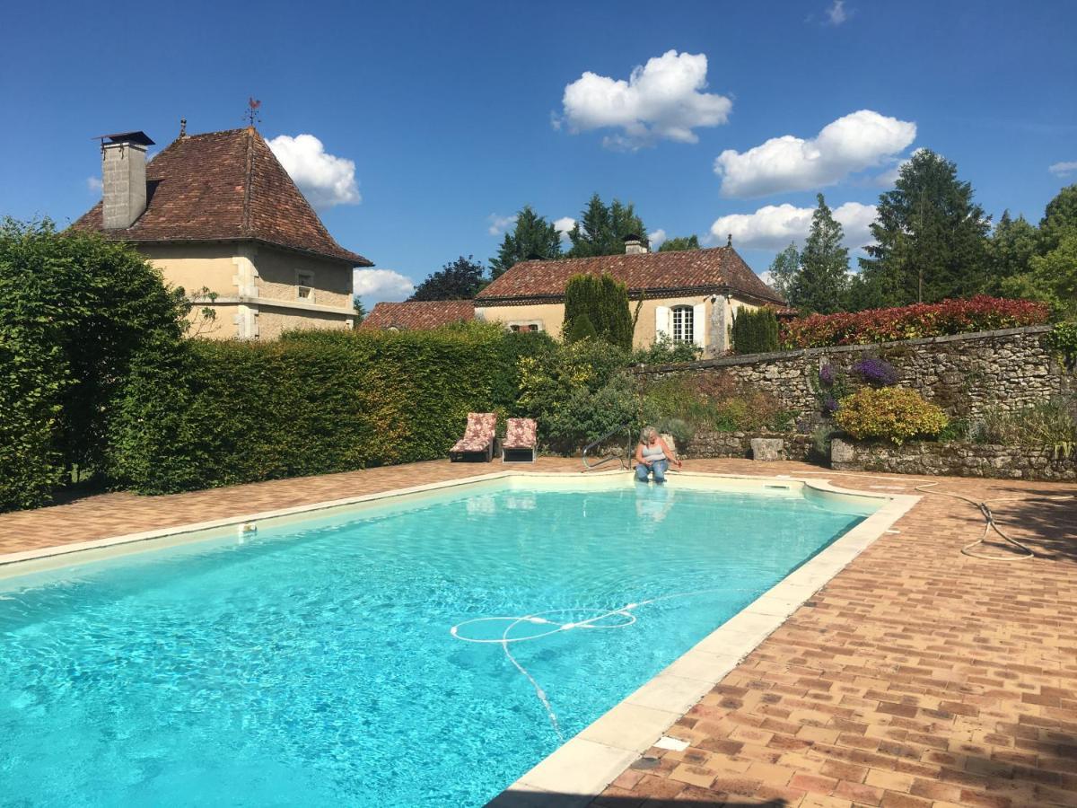 Les Deux Colombiers Bed & Breakfast Chapdeuil Eksteriør bilde